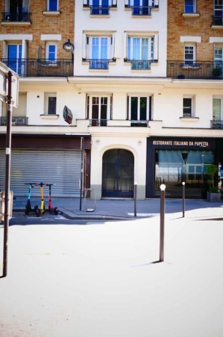 Charmant Studio Parisien Au Coeur Du 15E Arrondissement Exterior photo